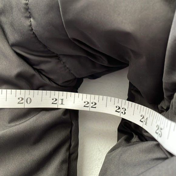 Puffer Jacket - Picture 5 of 9